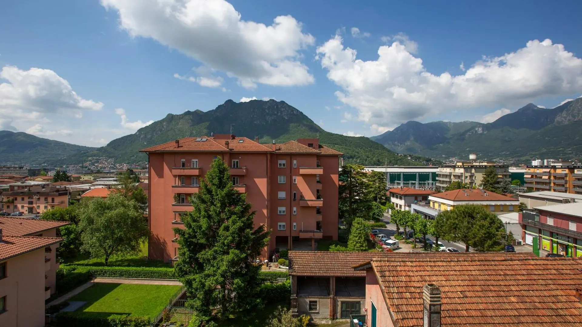 Como Lake, 6 Posti, Vista Monti, Clima E Garage Lecco